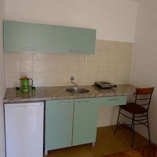 Апартаменты Apartments Maslina Свети-Стефан Номер-студио-36