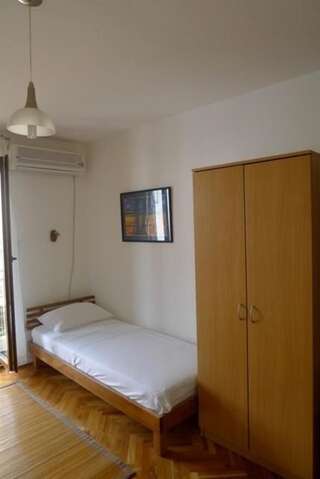 Апартаменты Apartments Maslina Свети-Стефан Номер-студио-38